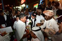 Tiba di Makkah, Jemaah Haji Disambut  Bunga
